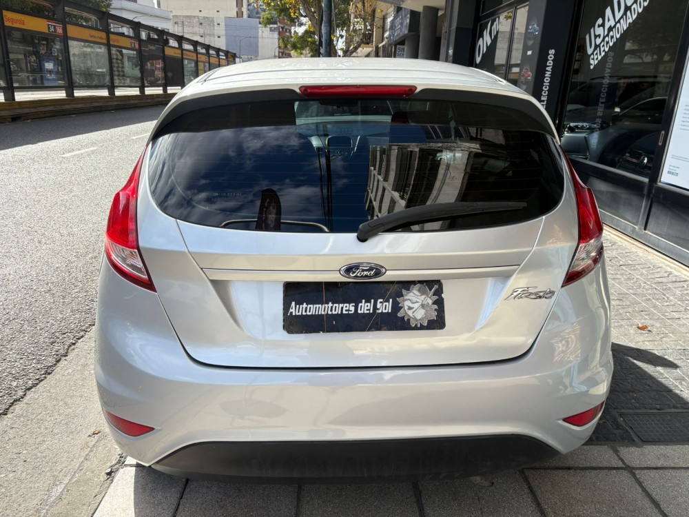 Ford Fiesta Kinetic S Plus — foto 12